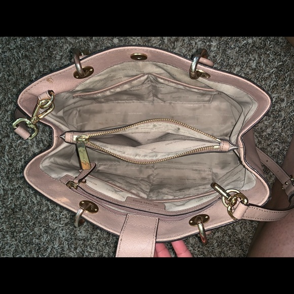 Michael kors purse /wallet set - Picture 2 of 8